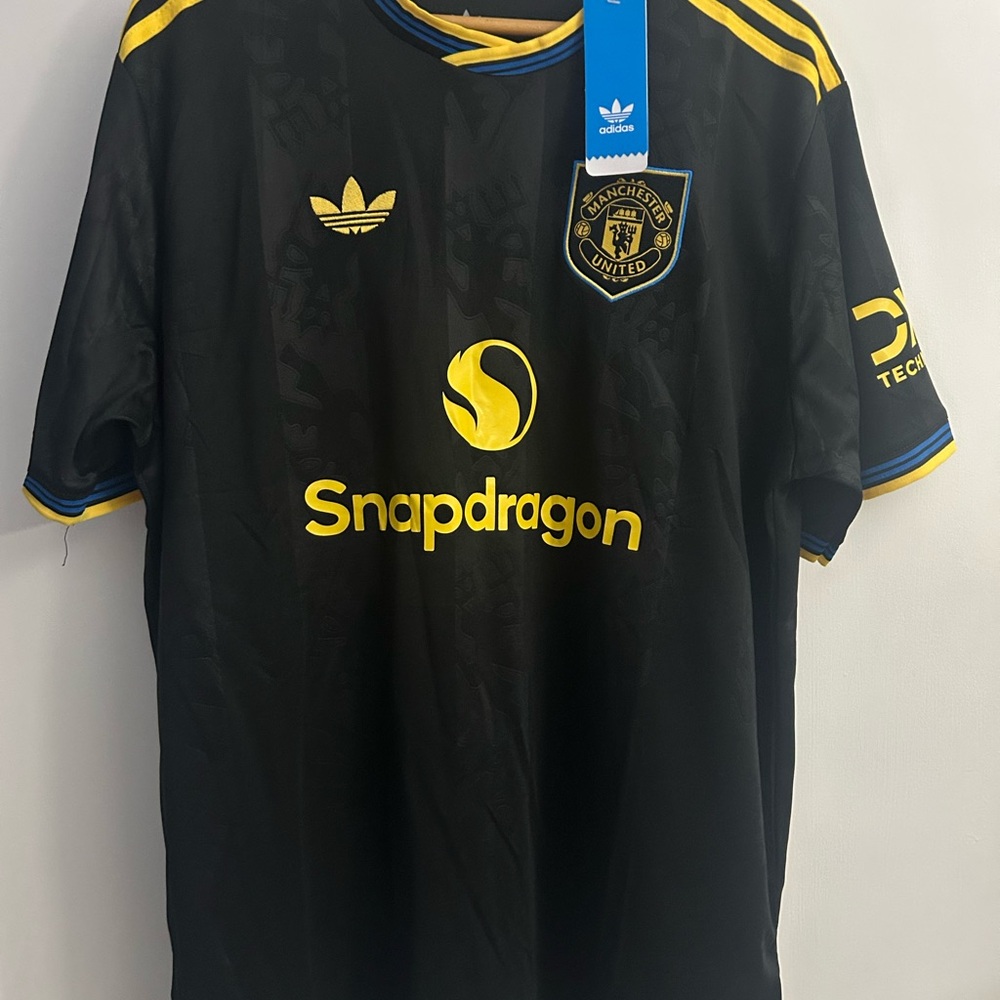 Adidas x Manchester United Black Jersey
